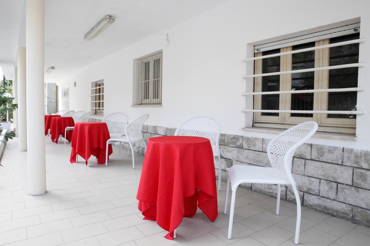 Hotel Lagomaggio Rimini Exterior photo